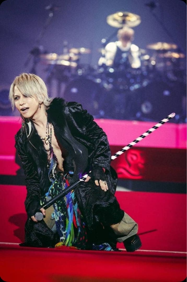 h*d様 HYDE着 SWITCHBLADE HOODIE ROBE ロングコー