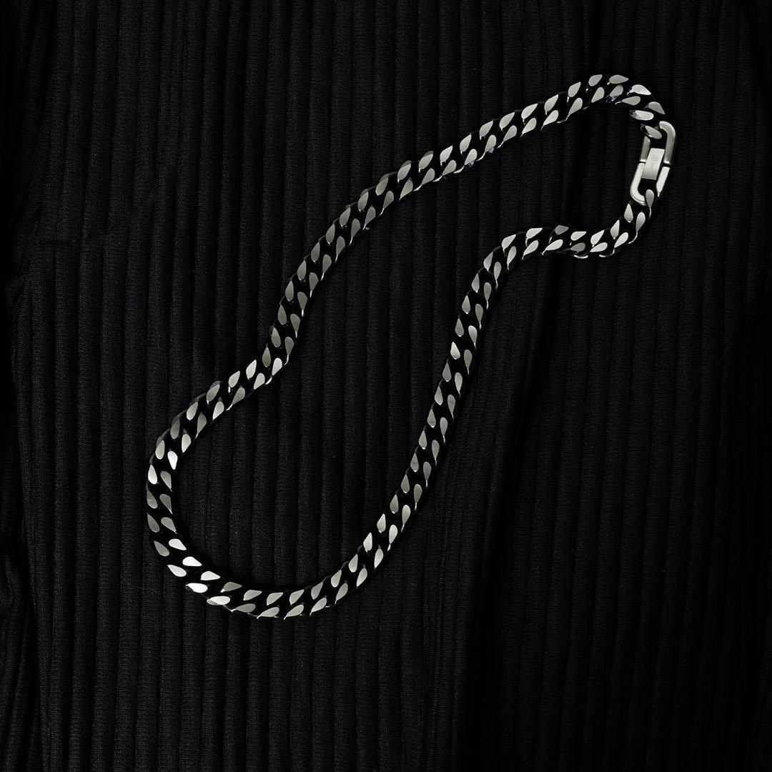 ブラックチェーンネックレス