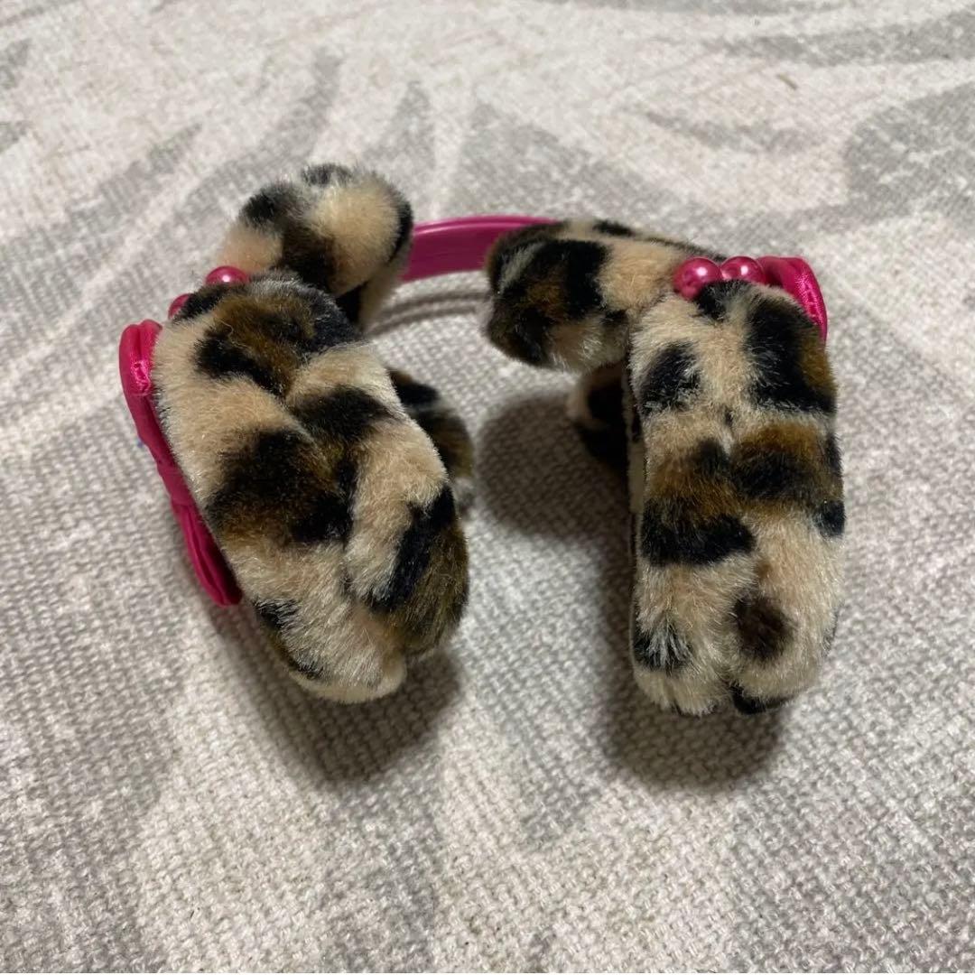 くー　ディズニーランド　ヒョウ柄耳あて・イヤーマフ