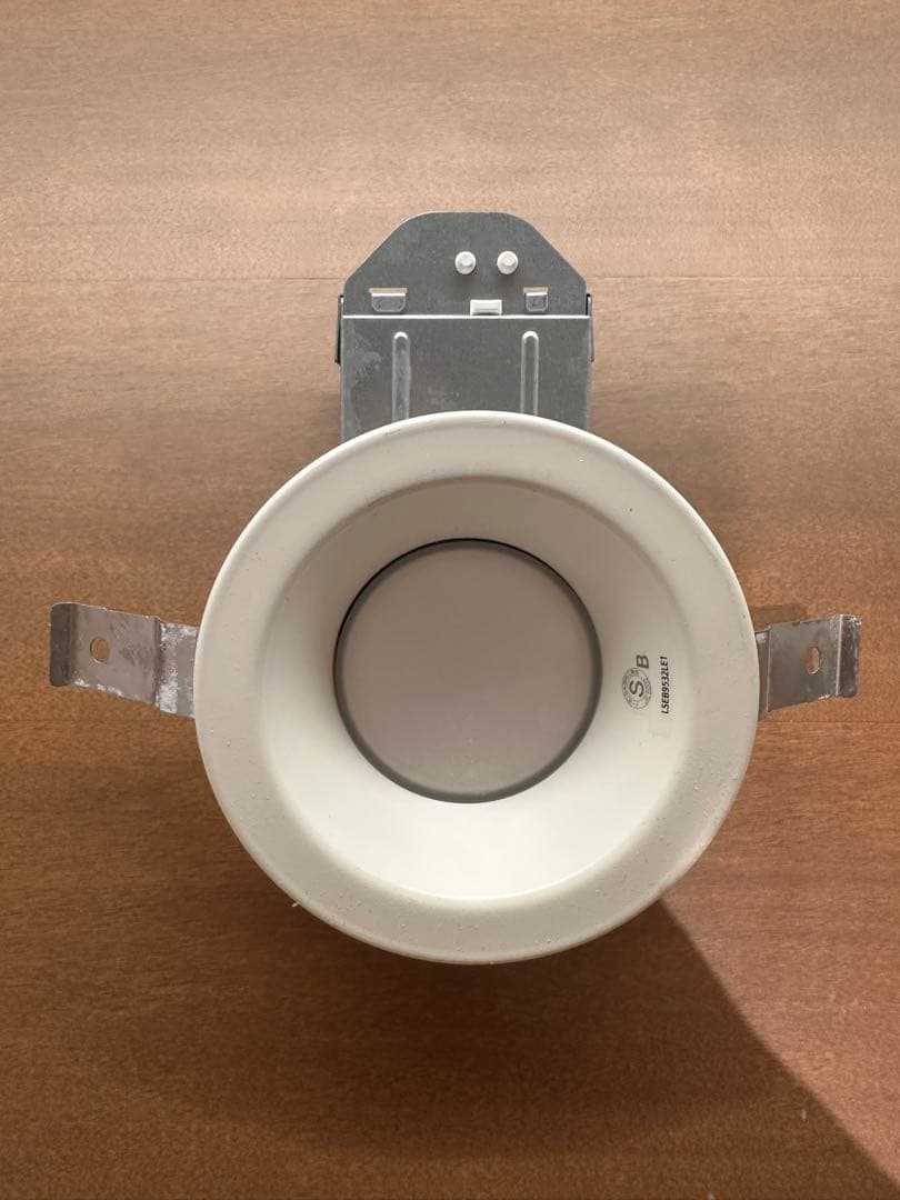 ※ 20個バラ売対応可　Panasonic ダウンライト　LSEB9532LE1