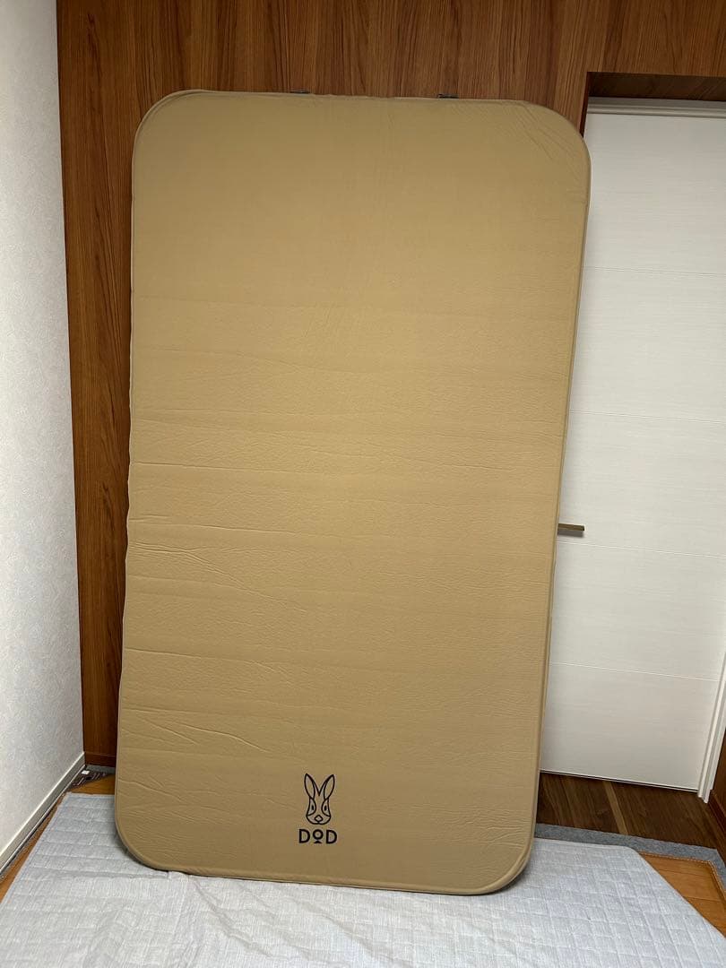 アウトドアマット DOD ソトネノキワミ M タン