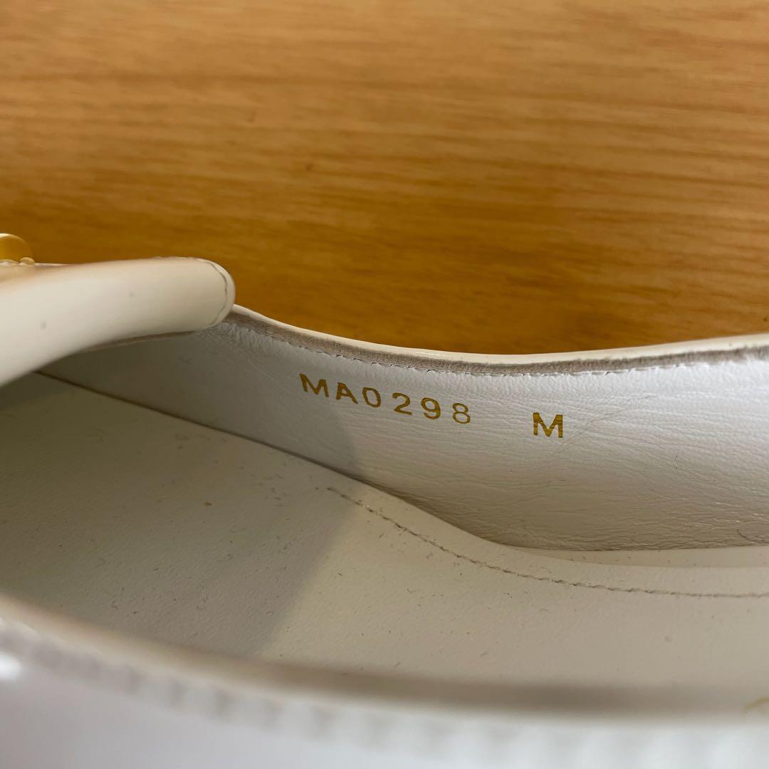 ルイヴィトン　エナメル　スクエアトゥパンプス　シェイクライン　ホワイト　36