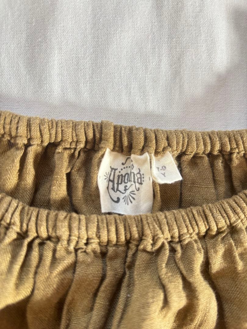 Apolina アポリナ　刺繍入りワンピース 120.130 7-9Y