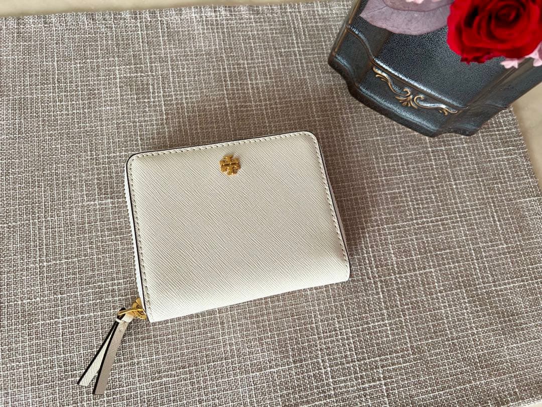 【最終価格です】TORYBURCH トリーバーチ エマーソンラウンドジップパース