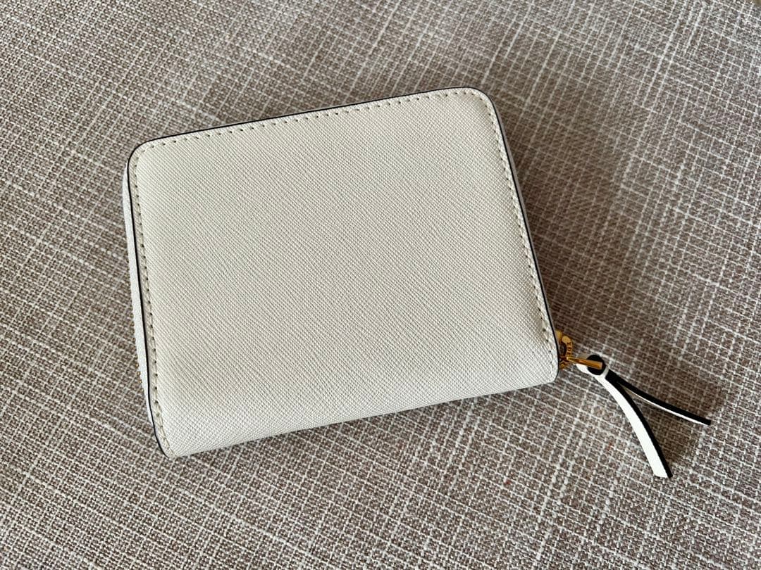 【最終価格です】TORYBURCH トリーバーチ エマーソンラウンドジップパース