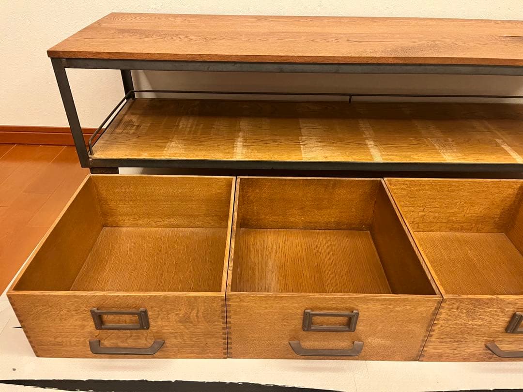 TRUCK FURNITURE TVボード ナラ無垢　定 価18万以上BOX5個