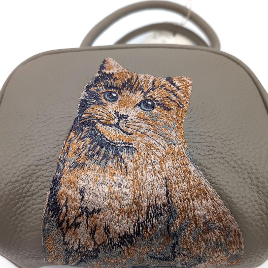 未使用級✨️ イアパピヨネ ねこ刺繍ボストンバッグ 猫刺繍 ミニボストン レザー