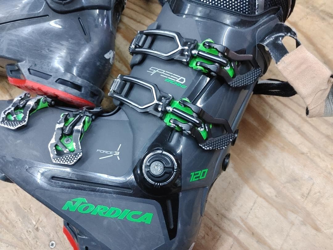 スキー 26-26.5 NORDICA SPEED MACHINE 120