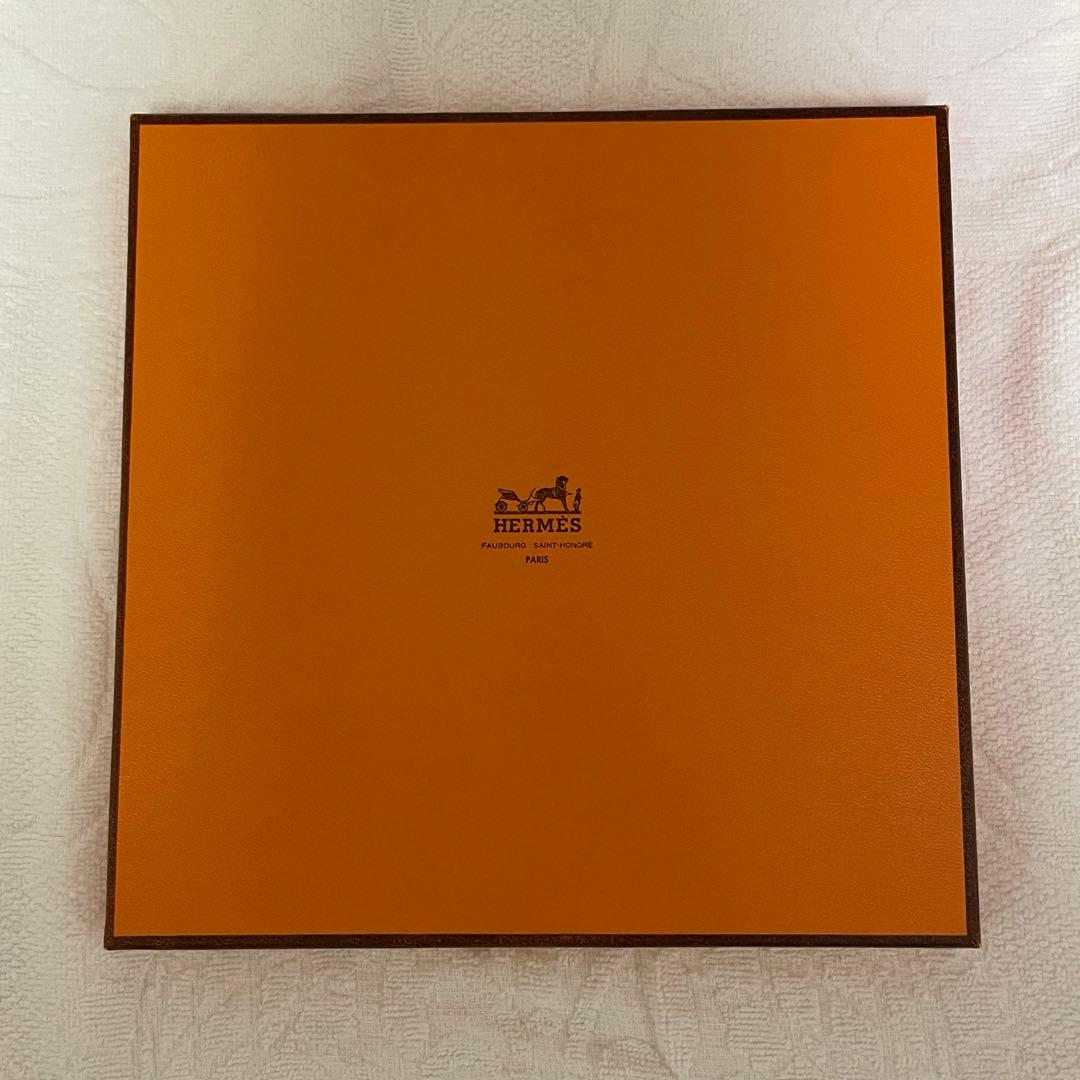 HERMES シルクスカーフ 馬と騎手デザイン