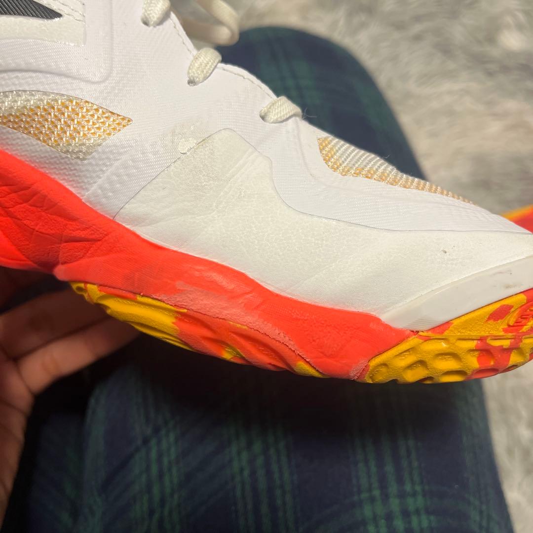 バレーボールシューズ(Mizuno Enerzy XP)