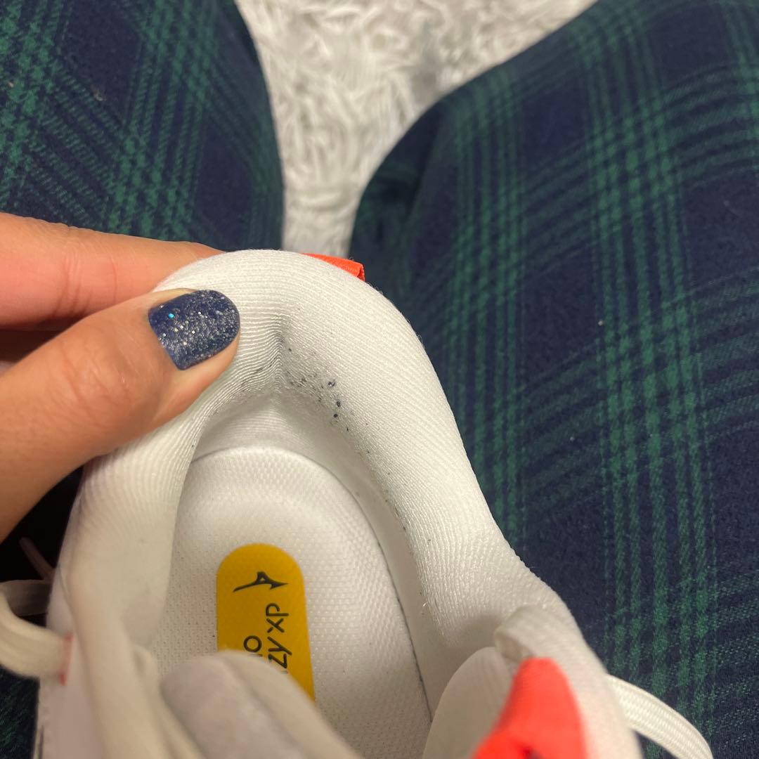 バレーボールシューズ(Mizuno Enerzy XP)