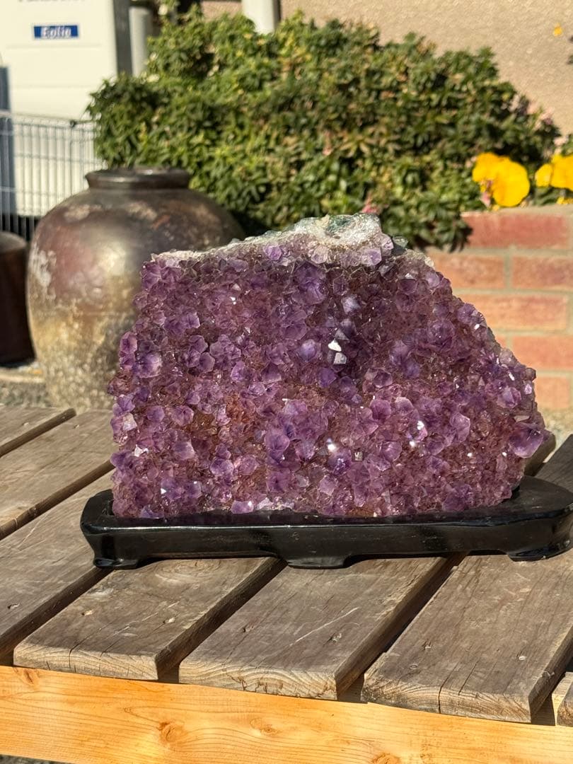 アメジスト置物 黒色台座付き 紫水晶 縁起物 パワーストーン