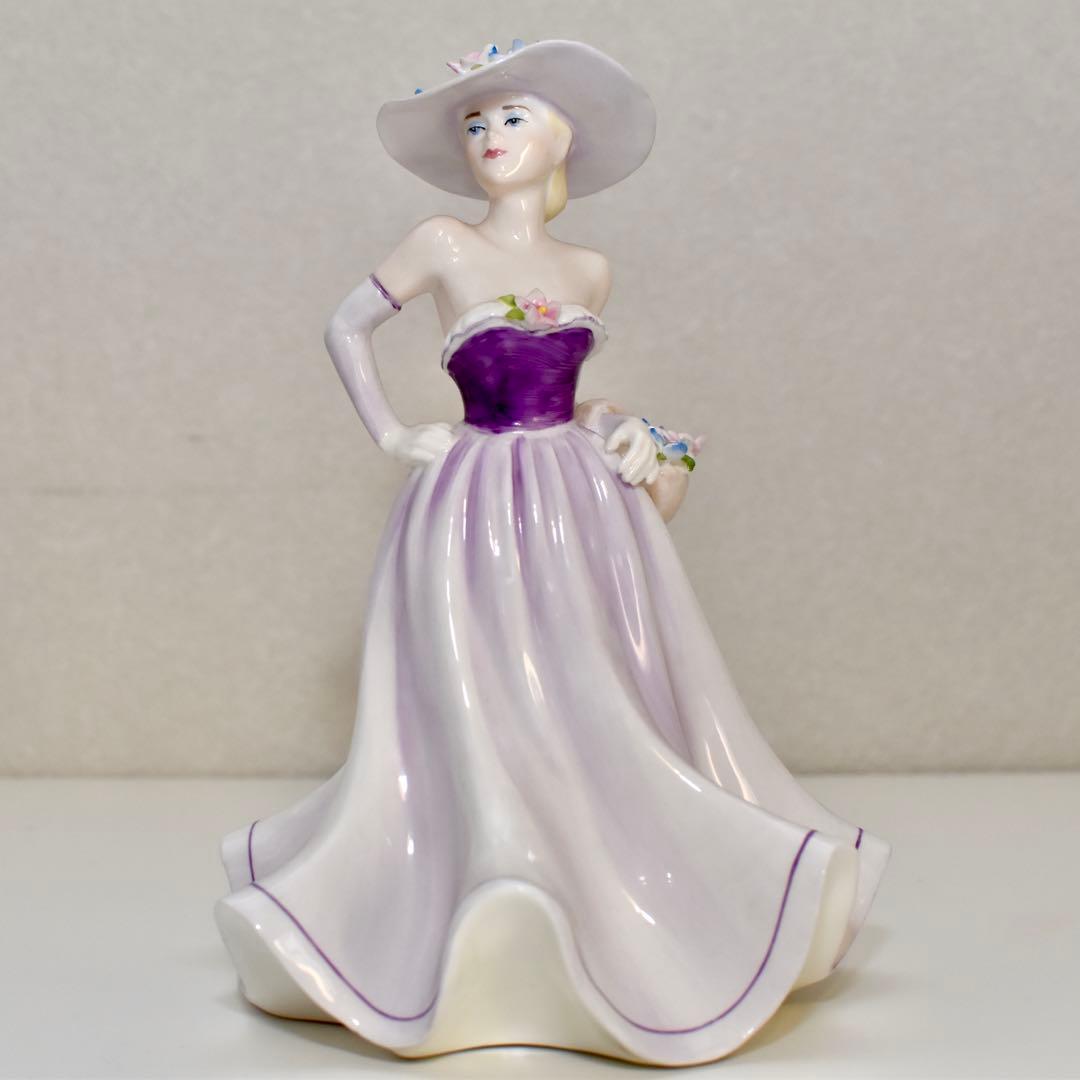COALPORT　紫と白の女性像 置物