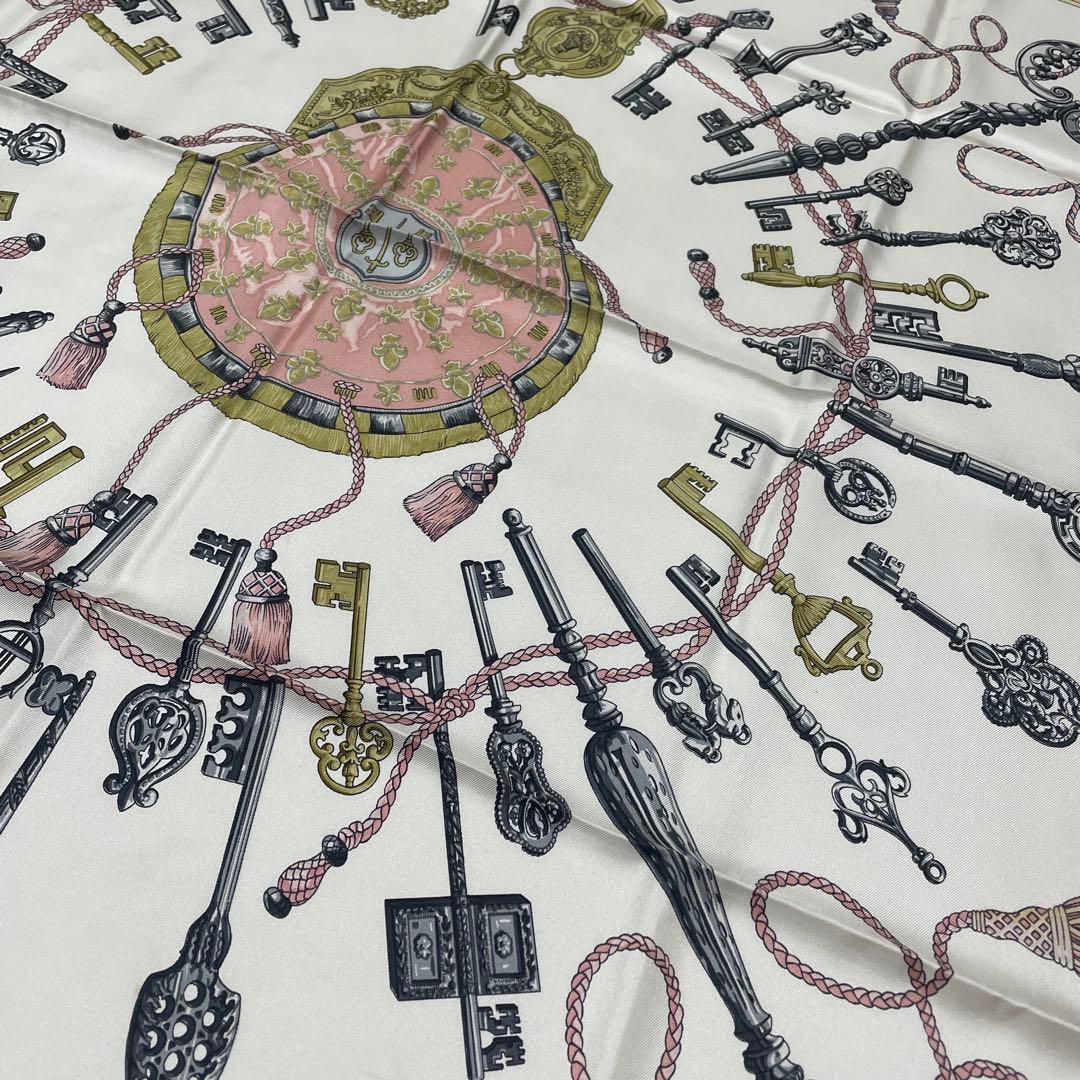 【みもざ様】HERMES スカーフ