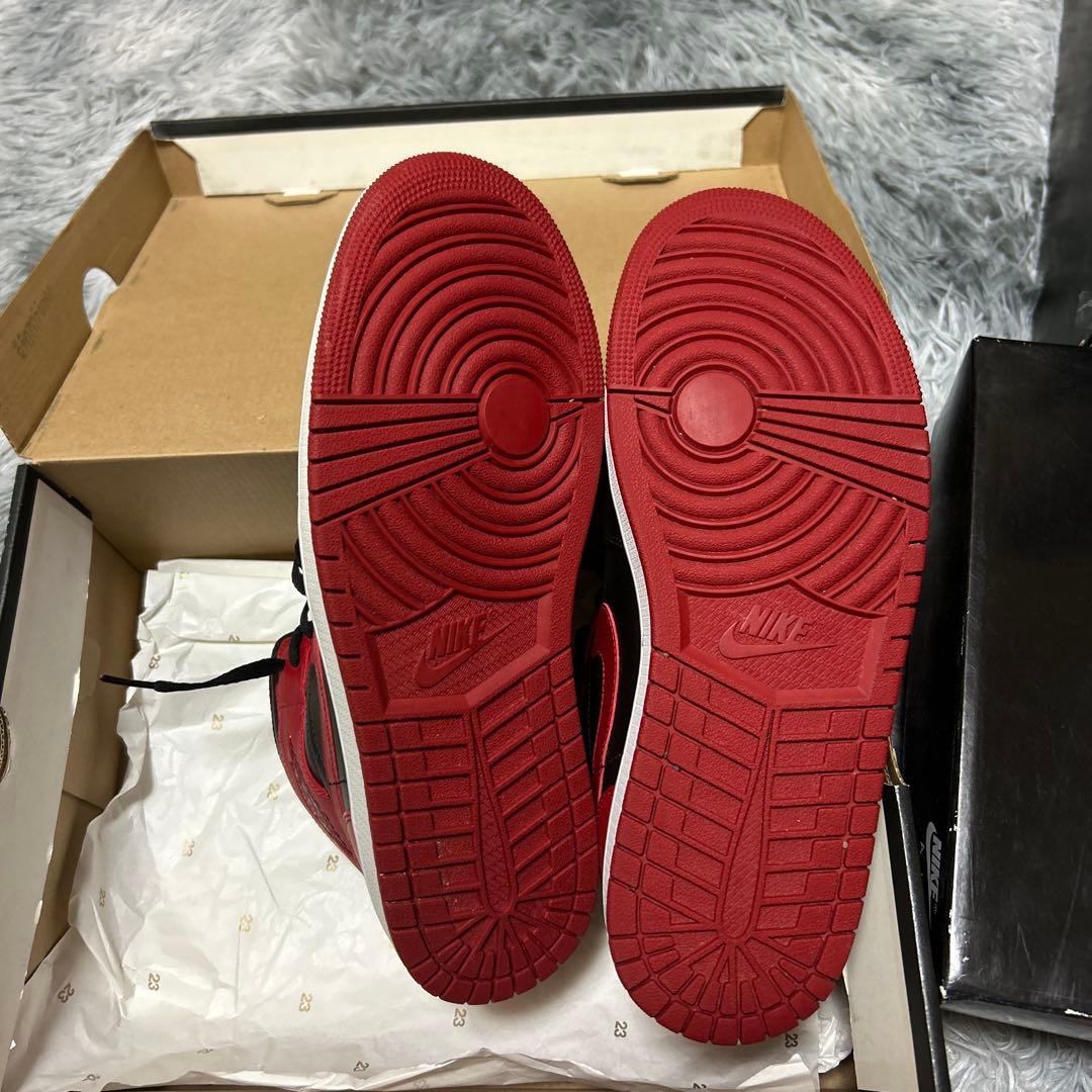 Nike Air Jordan 1 ミッド