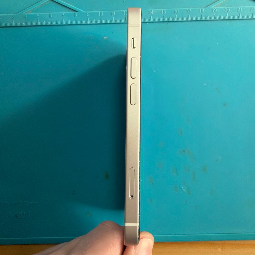 iPhone12 mini 64G ホワイト SIMフリー バッテリー100%