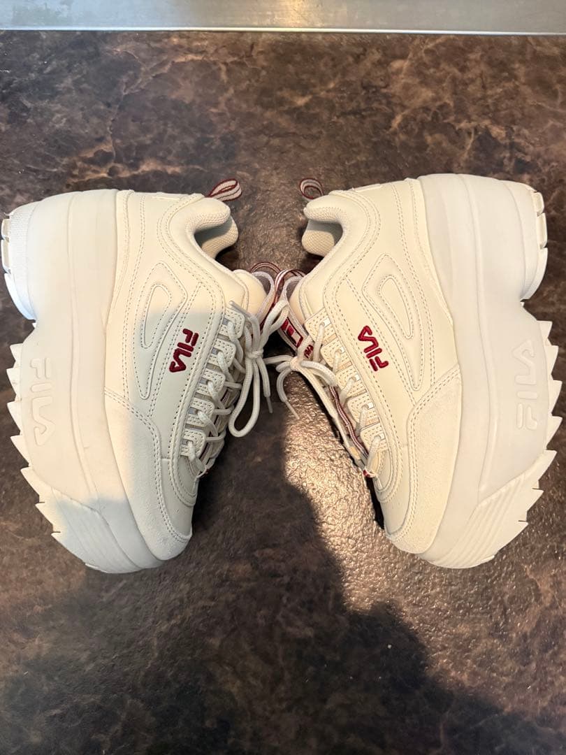 FILA ホワイト 厚底スニーカー 約7cmアップ 23cm（22.5cm向け）