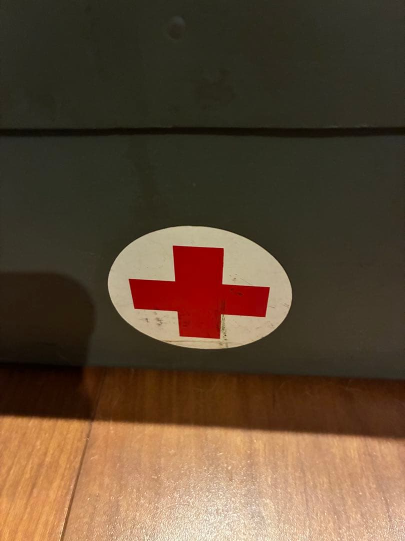 スウェーデン軍メディカルペーパーボックス ビンテージ