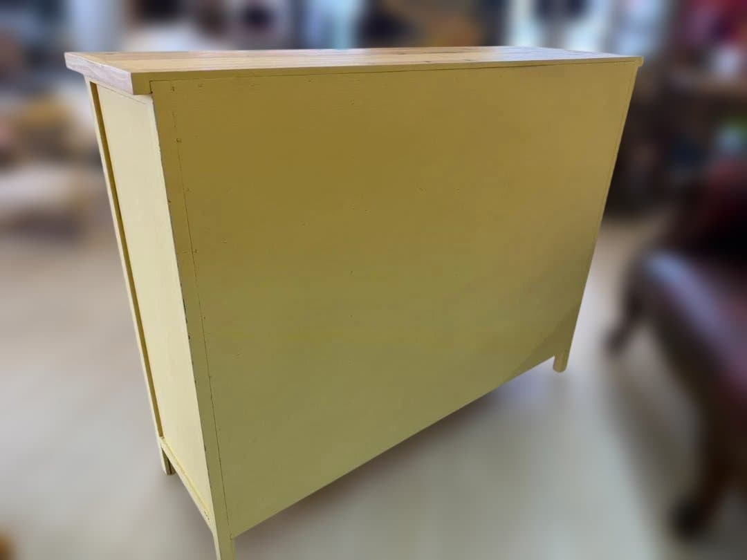 カントリー　キャビネット　リビングボード　レトロ　棚　イエロー　引出　ラック　黄