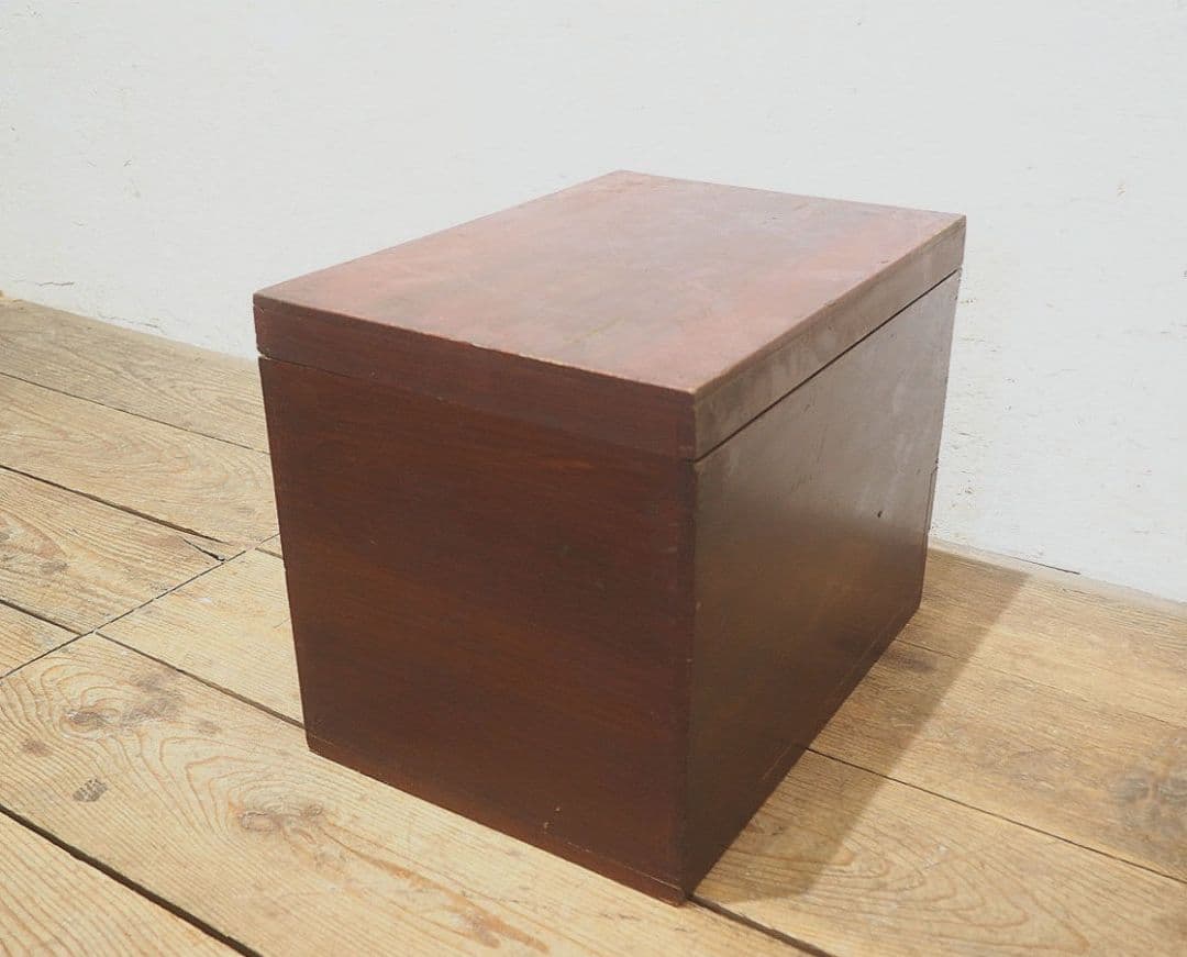 1358 蓋付のレトロな木箱　収納棚　引き出し　ケース　古家具　アンティーク