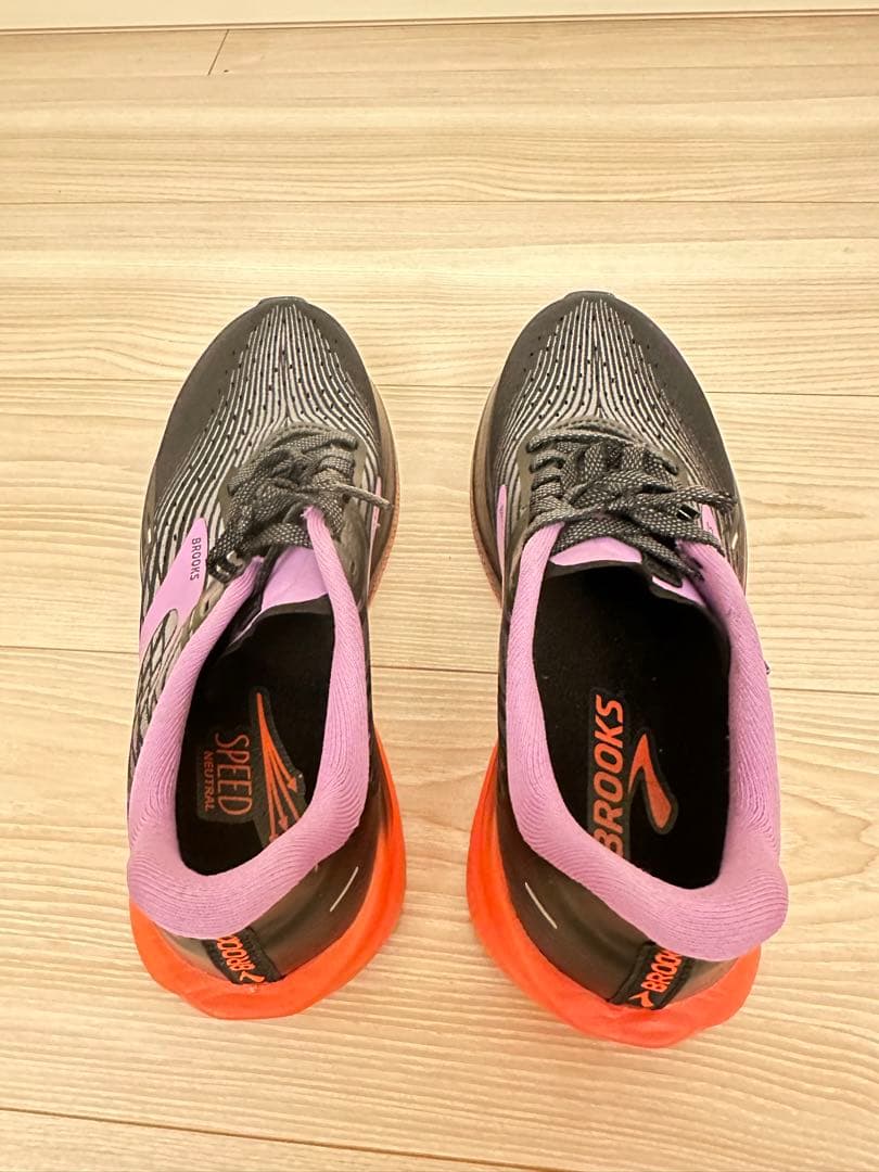 ランニングシューズ