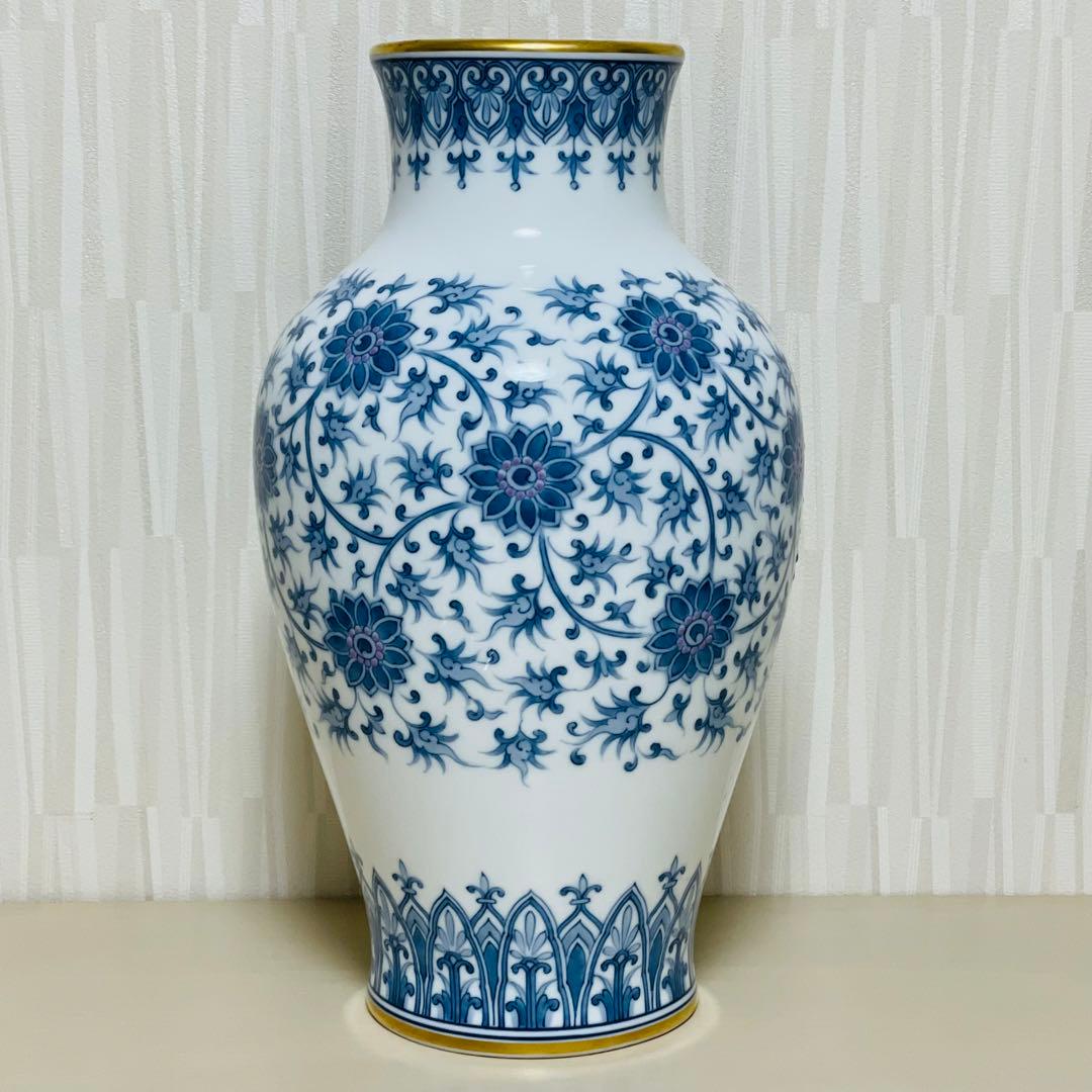 大型 大倉陶園 呉須唐草 花瓶 花器 フラワーベース 壺 36cm