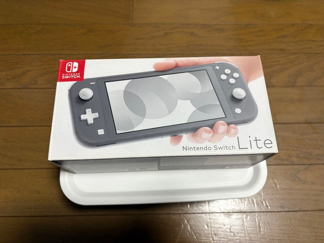 Nintendo Switch Lite（グレー）ほぼ未使用 新品ハードカバー付