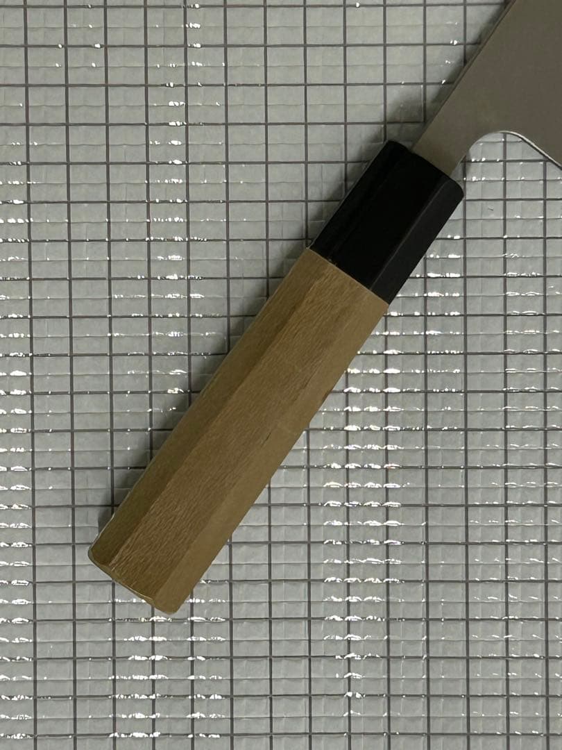 出刃 包丁 150mm モリブデンバナジュウム鋼 水牛八角朴柄