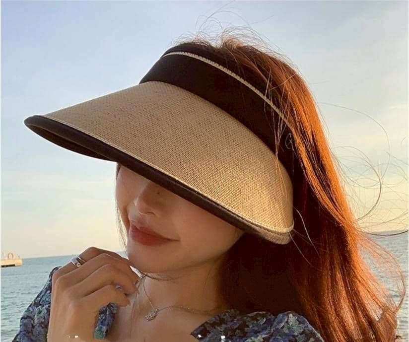 【新品】サンバイザー　折り畳み　紫外線　麦わら　サンカット　　UV 帽子　ゴルフ