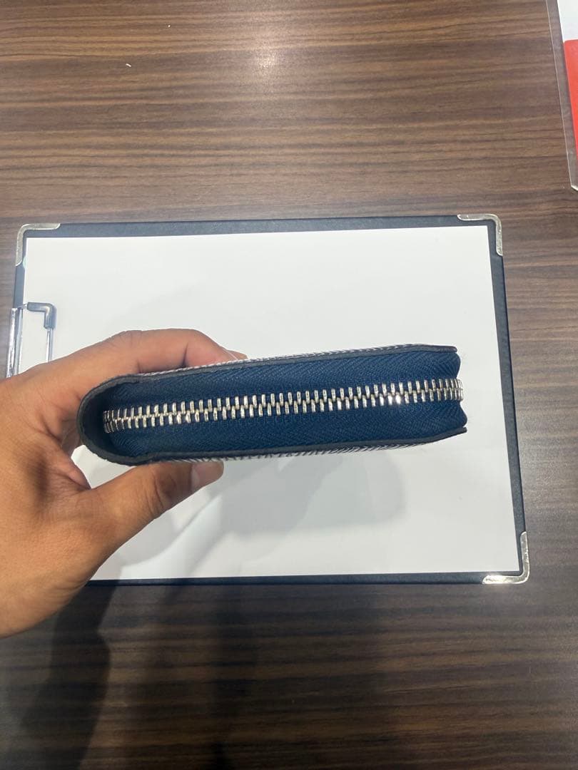 エピレザー ネイビー 長財布