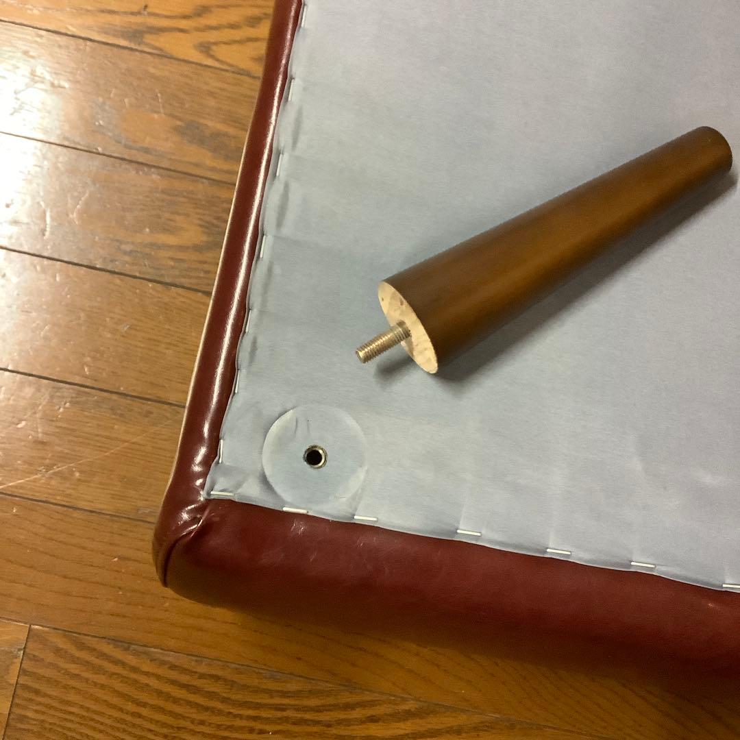 ビンテージ風　オットマン　合皮レザー　ボルドーカラー