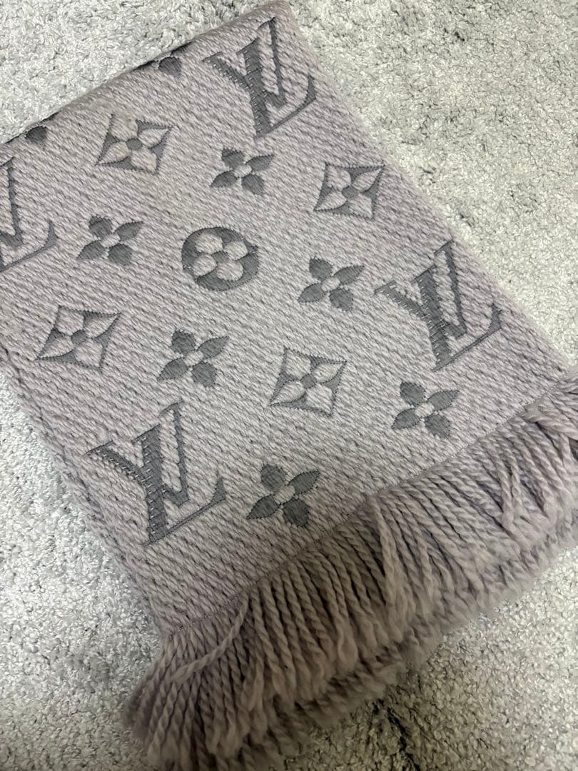LOUIS VUITTON ロゴマニア マフラー