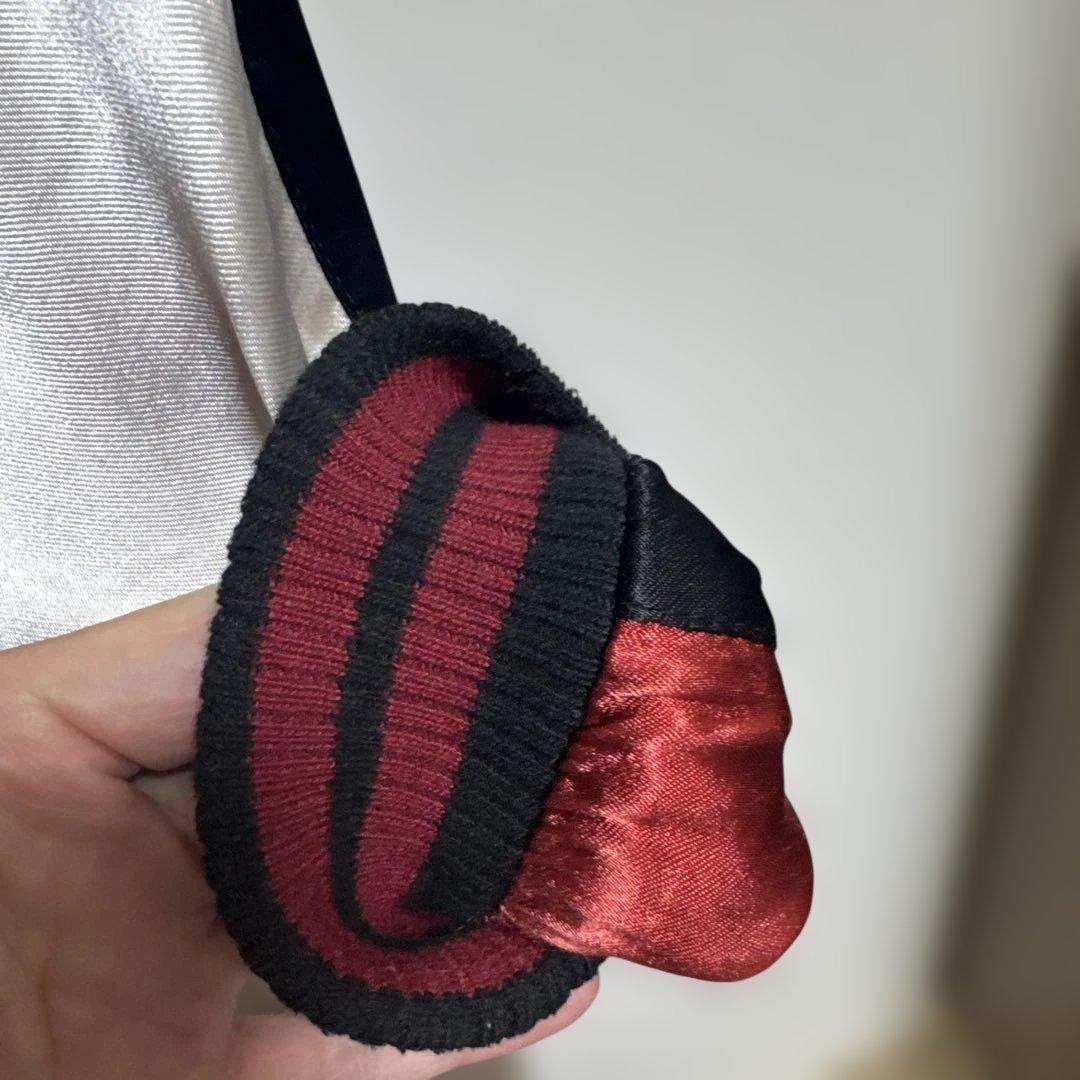 サテン素材 スカジャン 黒/赤刺繍