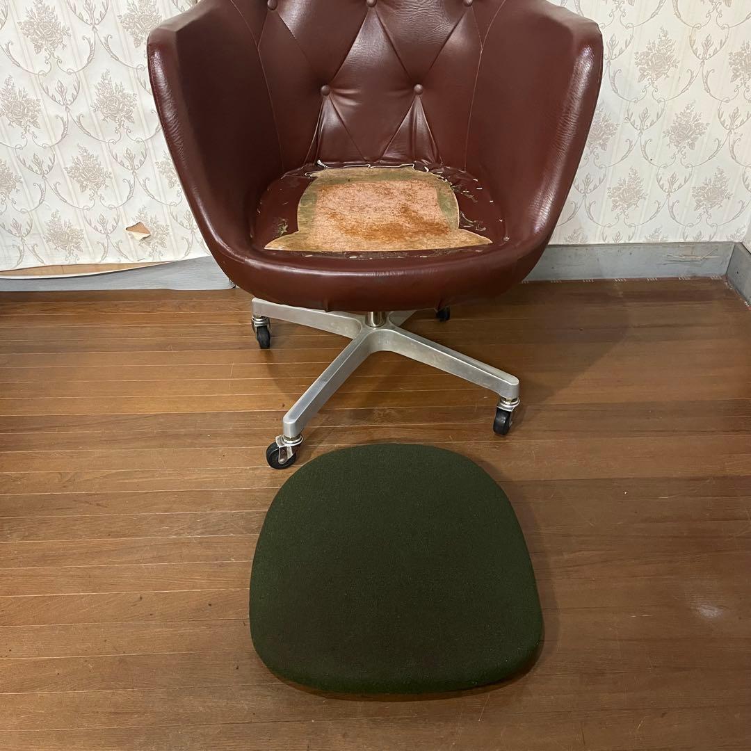 【アンティーク】①キャスター付き ラウンジチェア 椅子 アームチェア 昭和レトロ