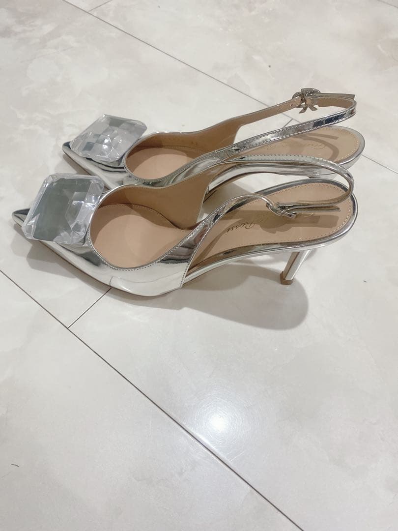 ジャンヴィトロッシ ☆ジェムストーンパンプス37シルバー