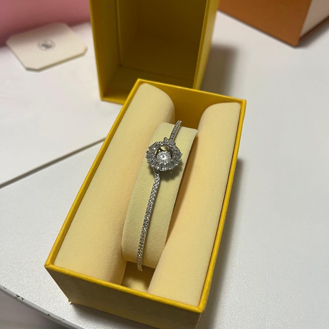 Swarovski Snake ブレスレット