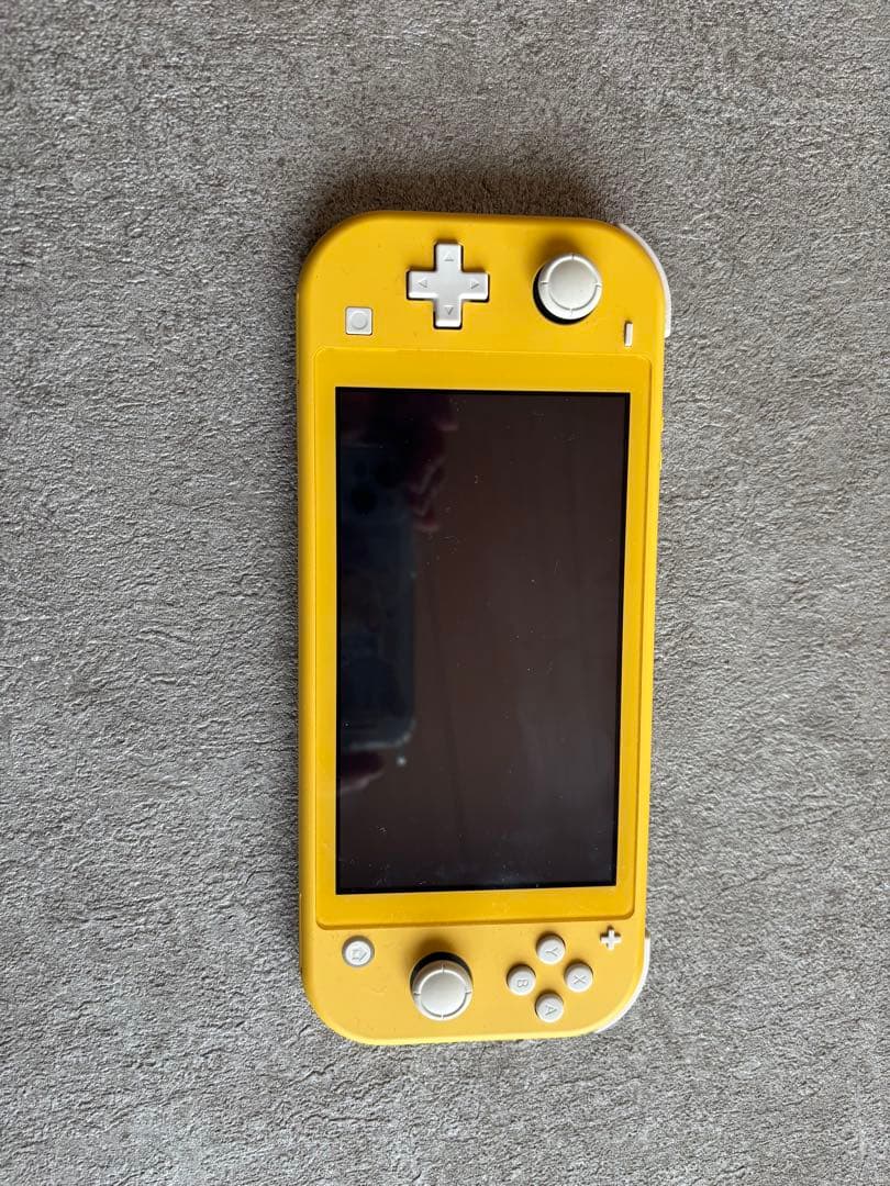 ニンテンドーswitch lite イエロ