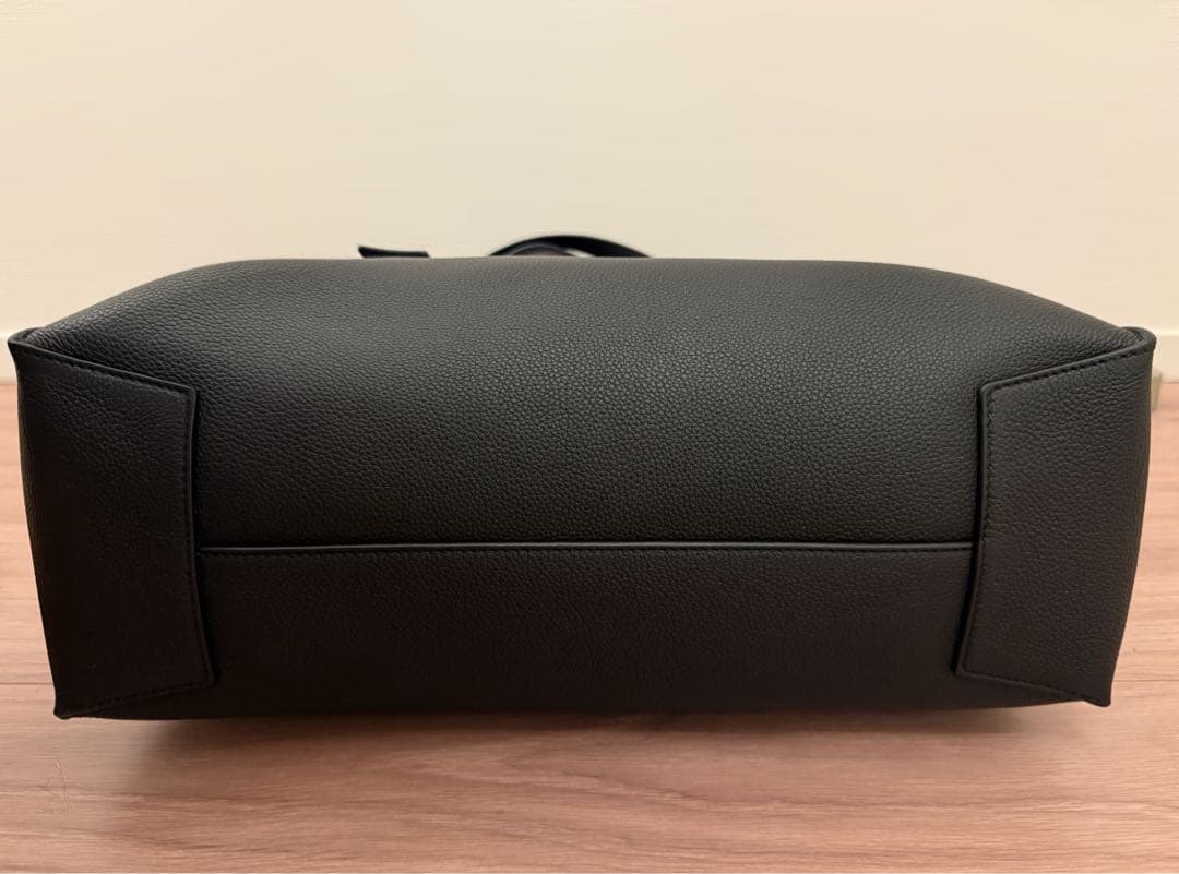 ロエベ LOEWE バックルジッパートートバッグ ソフトグレインカーフ 黒