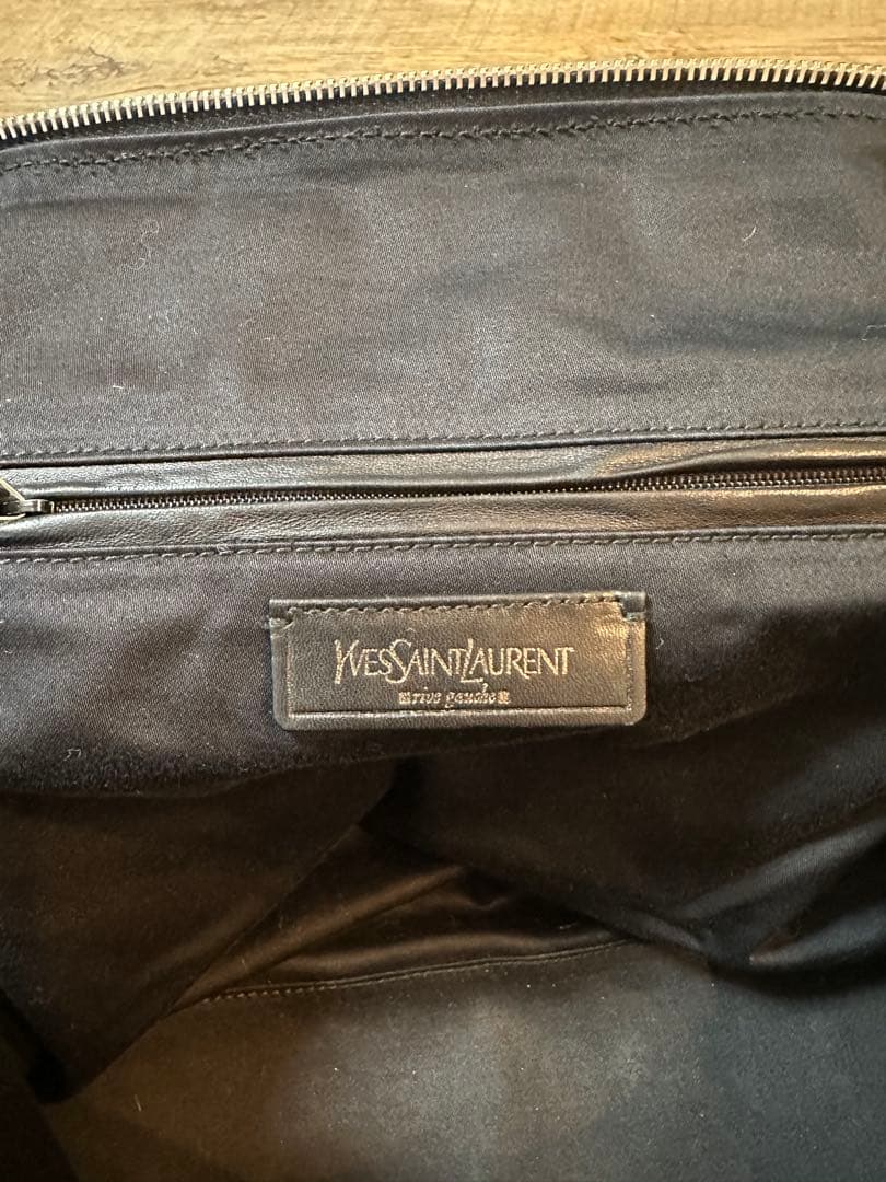 イヴサンローラン　ボストンバック