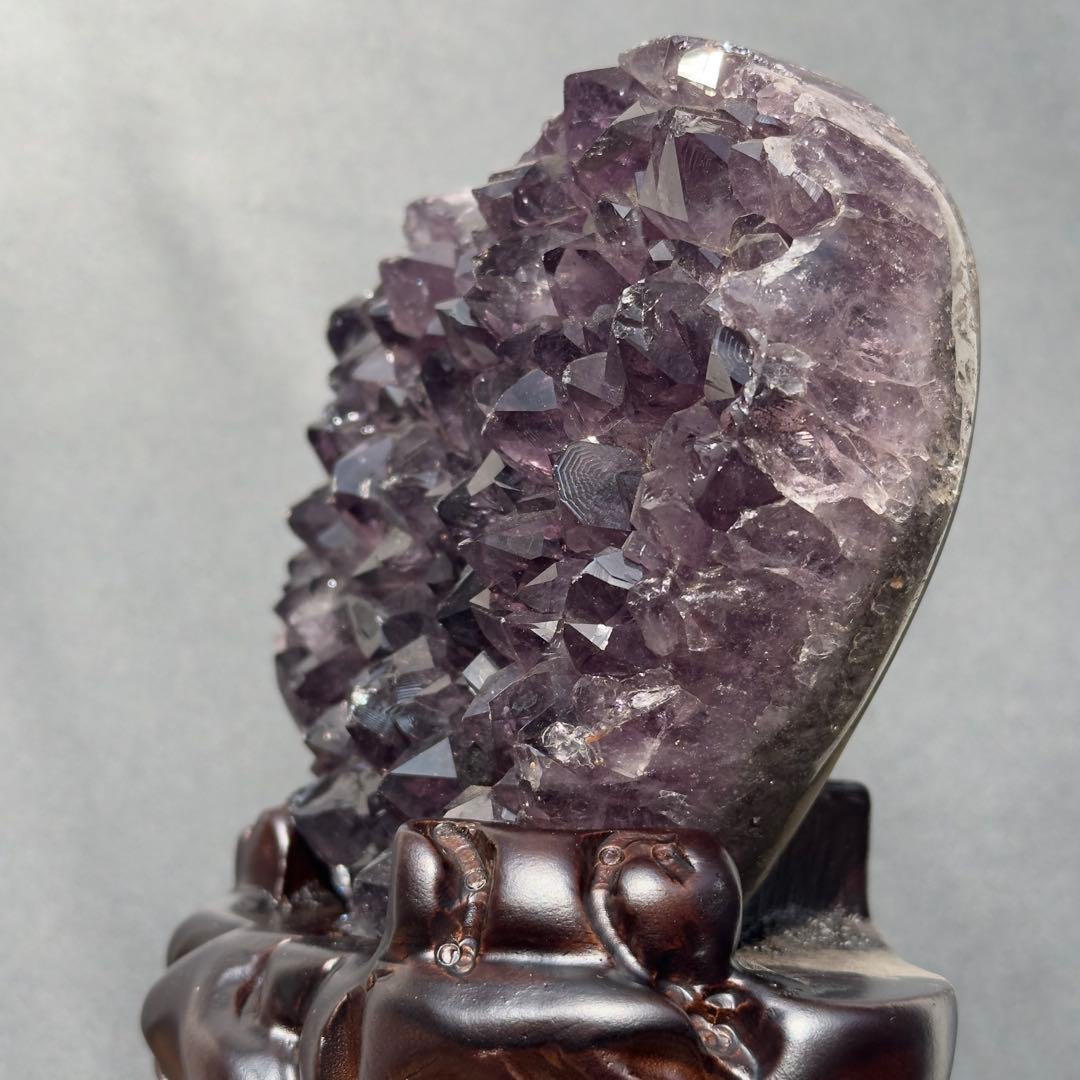 ウルグアイ産❣️天然石 アメジストのハート　置物　台座付きG.215