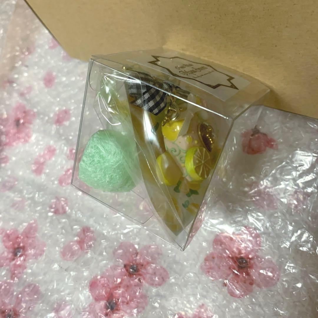 Myaa Sweets様　バッグチャーム　姫おやつ ミニ馬車　レモン