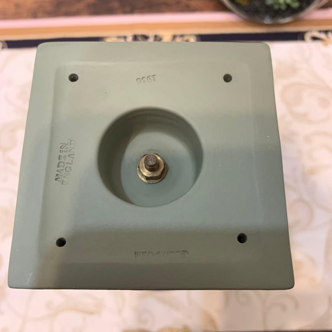 希少　ウェッジウッド ジャスパー　セージグリーン 飾り壺　メローベース　花瓶