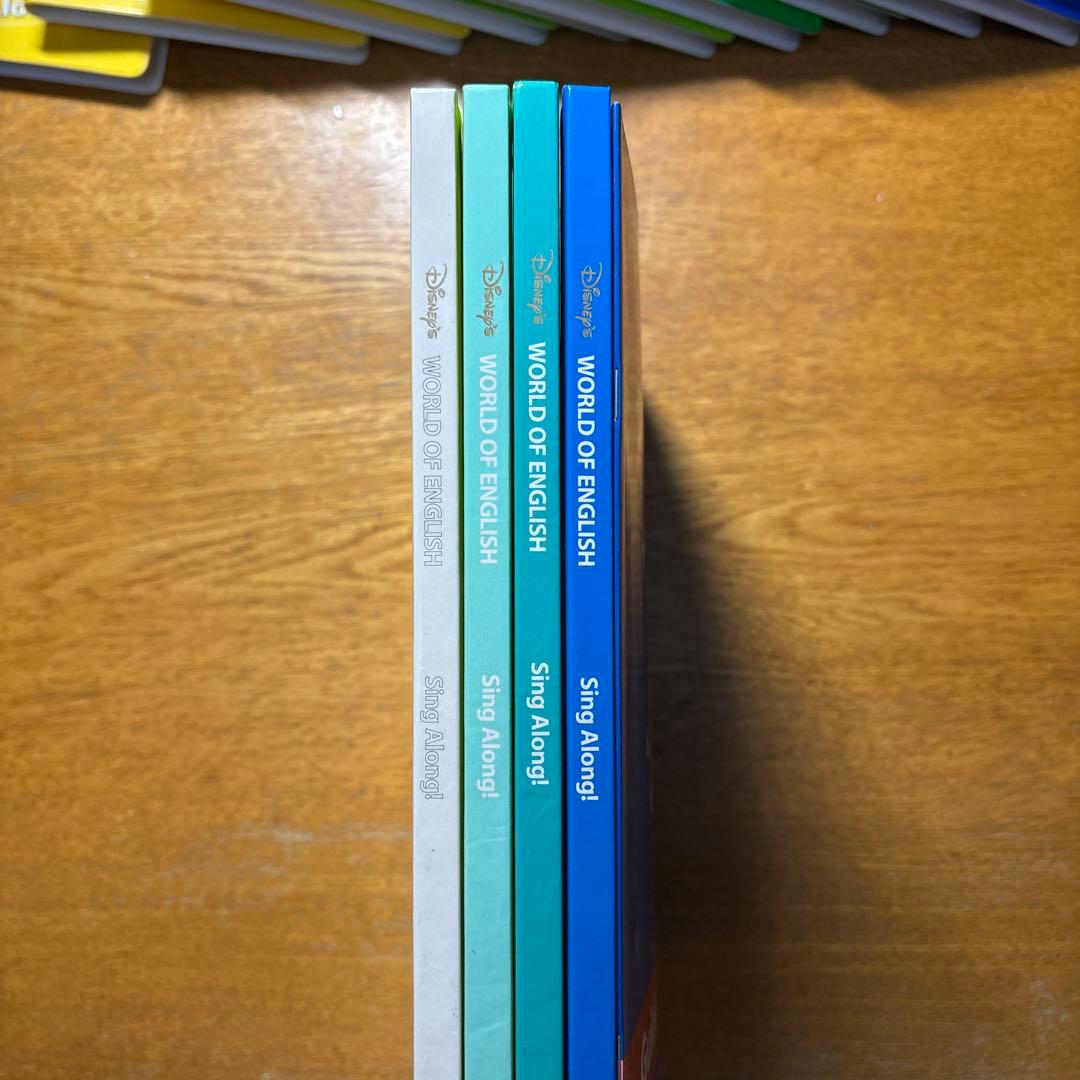 ゆ様　　ワールドファミリー　シングアロング2016年購入