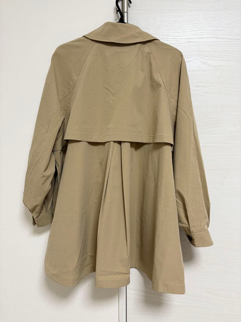 ベージュ トレンチコート エルーラ