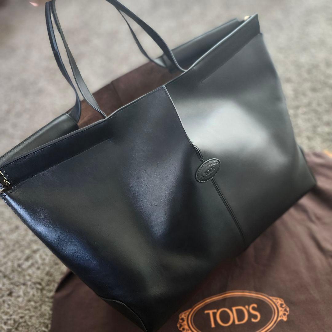 【専用】TOD'S Diバッグフォリオ バッグ ミディアム ブラック　渡辺翔太
