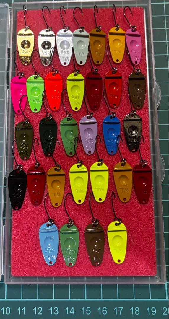 ウォーターランド　W.L ゲータースプーン２.５g ３１枚 スプーンセット