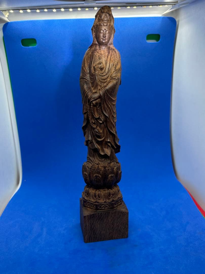 柬埔寨菩薩棋沈香 精雕観音像 小型仏堂供養用 5468