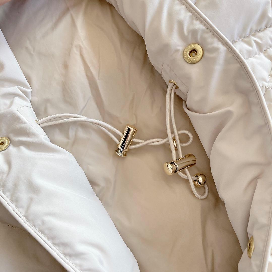 タイオン　リモンタイースト　別注ウエスト切替えノーカラーダウン　ベージュ