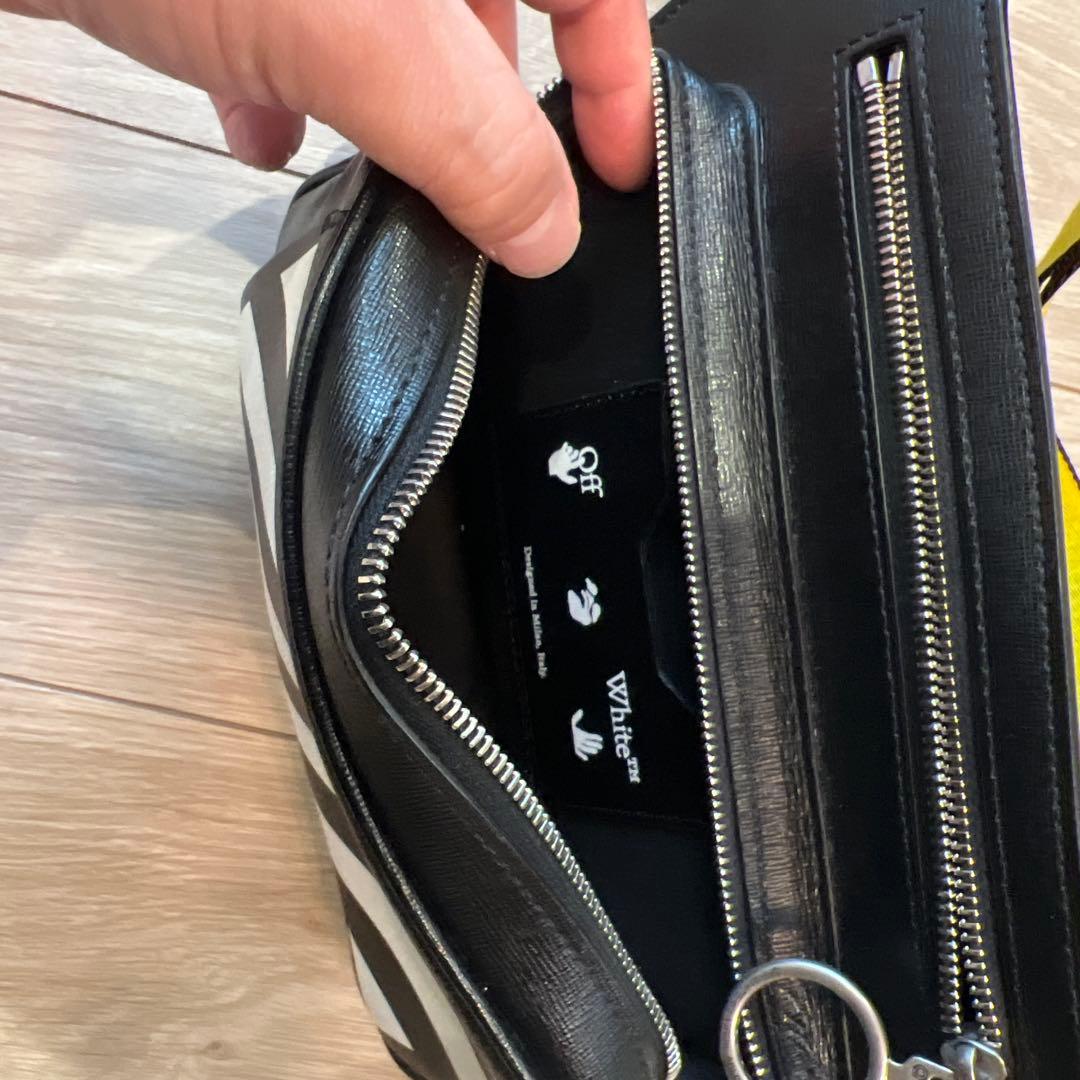 OFF-WHITE ショルダーバッグ