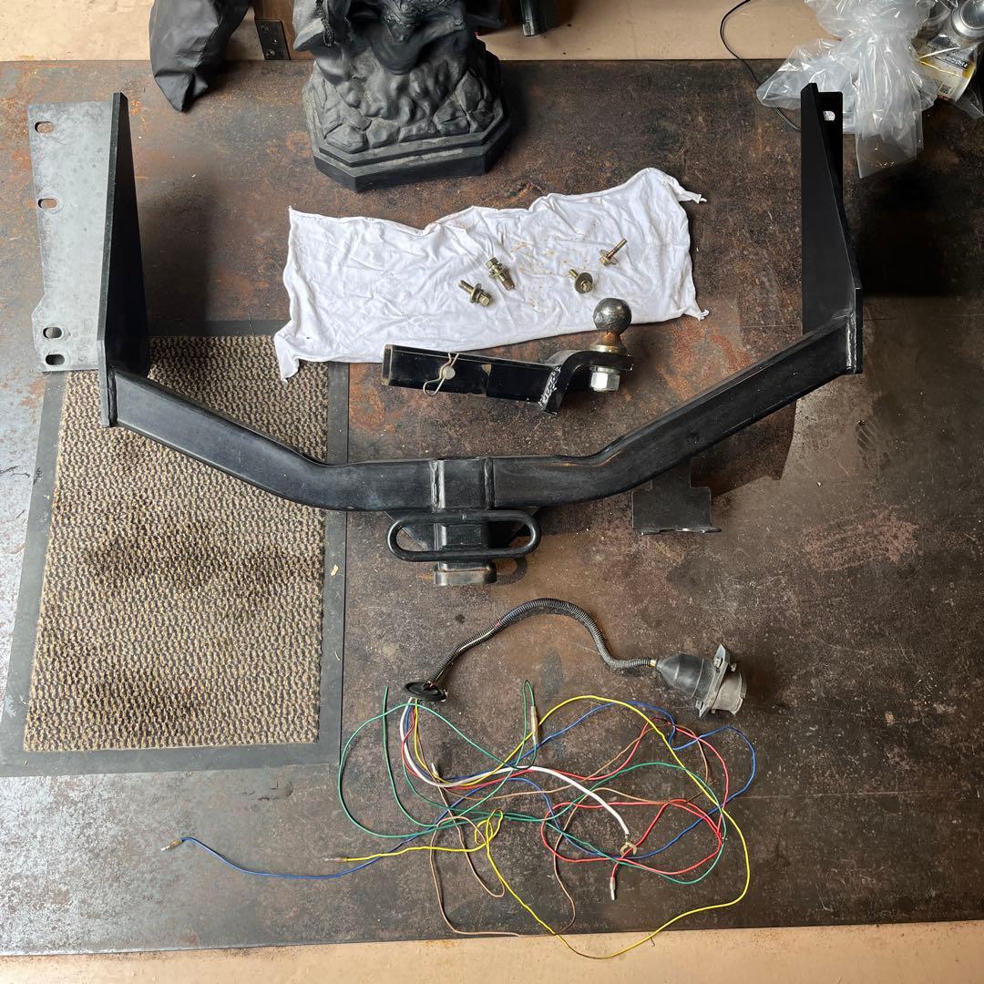 トヨタ　ランドクルーザープラド　150系　モデリスタ用　グロー　ヒッチメンバー